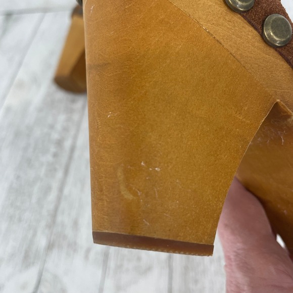 Jeffrey Campbell x Free People Brown Suede Studded Wooden Heel Clog Sandal - Picture 10 of 10